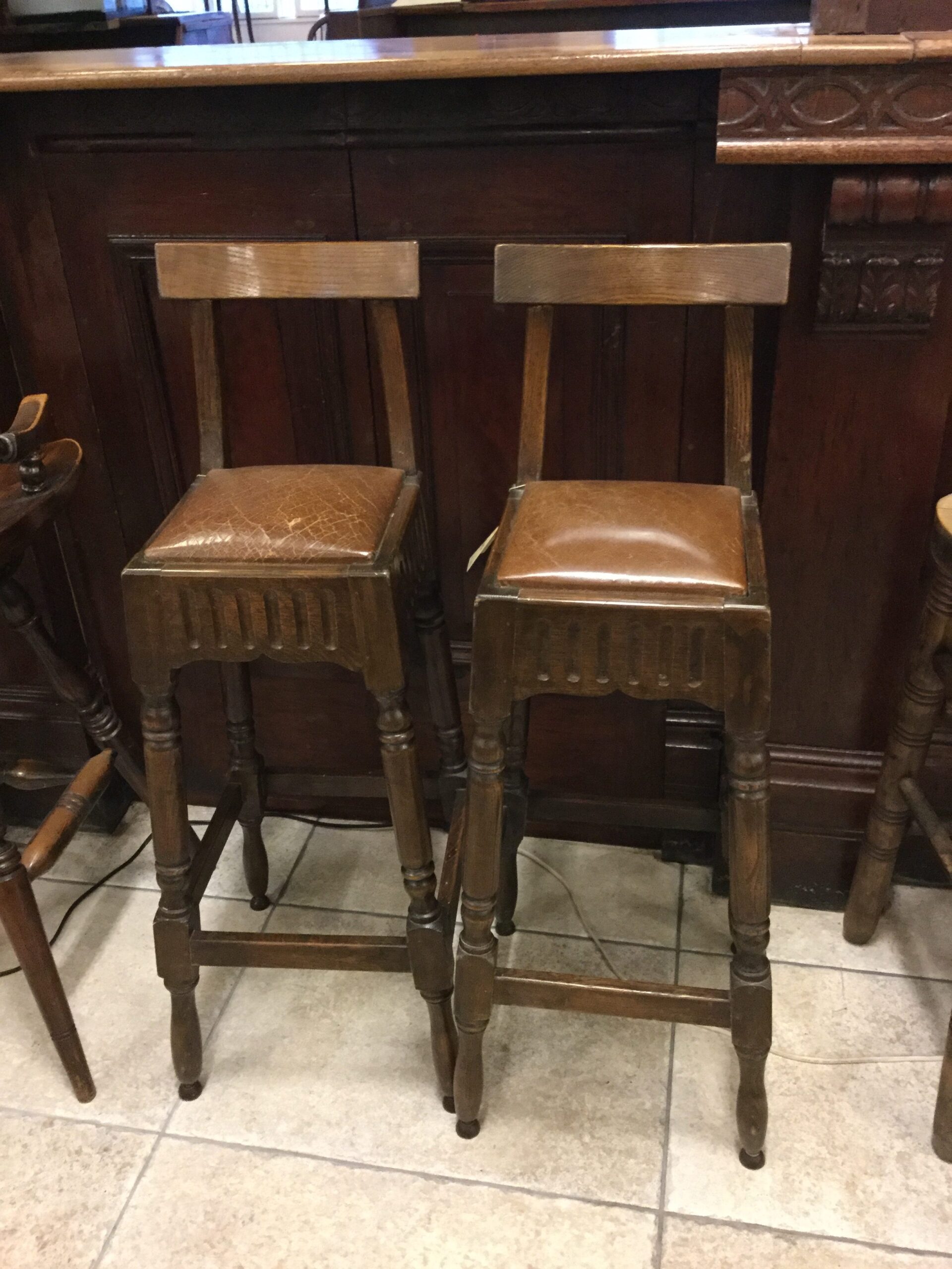 Pair Bar Stool/19050301067