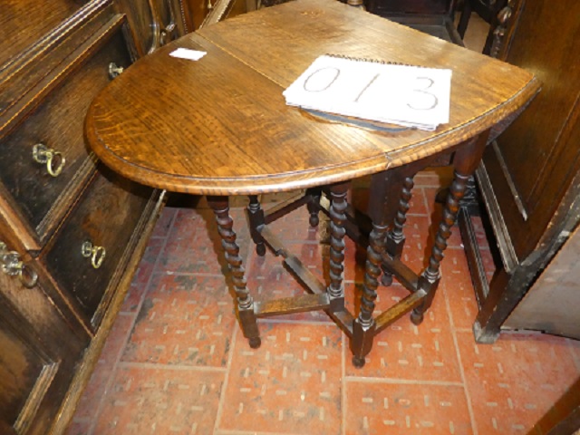 Drop Leaf Table/19050302013