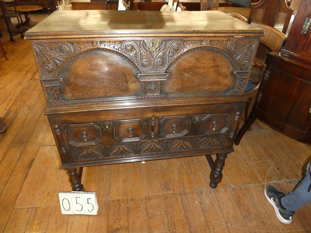 Georgian Chest on Stand/19050305055