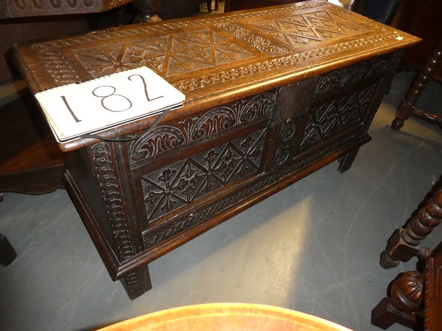 Georgian Coffer/19051205182