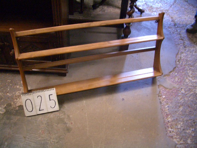 Ercol Wall Rack/18050108025