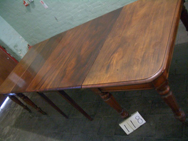 D-end Dining Table/18011102012