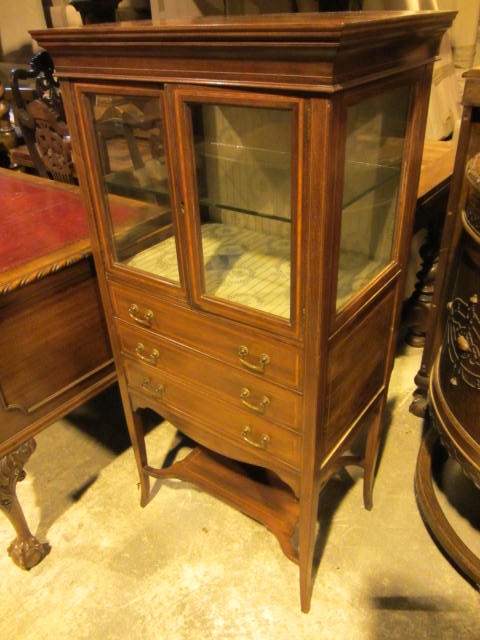 Inlaid Cabinet/18110404007