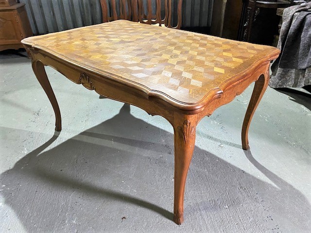 French Draw Leaf Table/22040402024