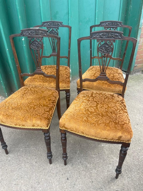 Set of 4 Salon Chairs/24070301176