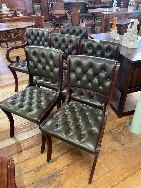 Set of  4 Chairs/24070301003