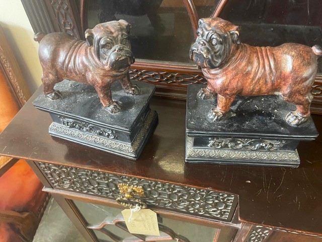 Pair of Dog bookend/25100310029