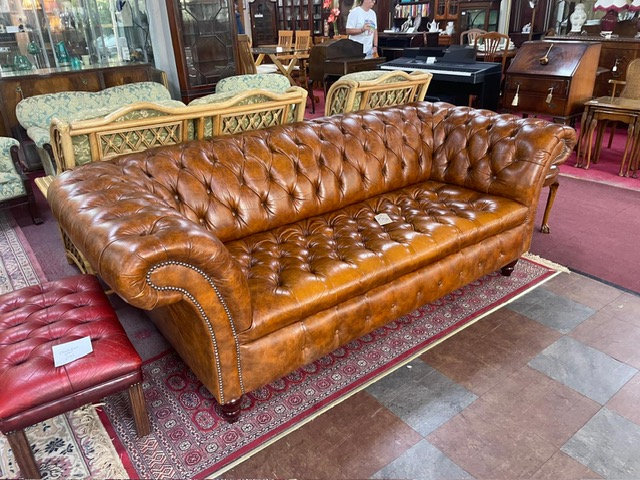 Chesterfield/25100307047