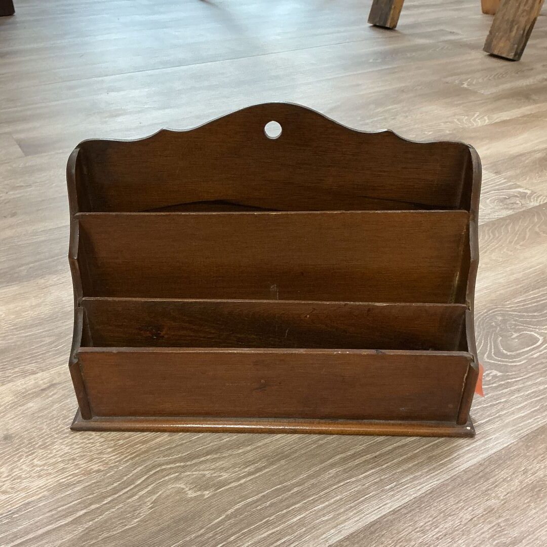 Letter Stand/25109910011