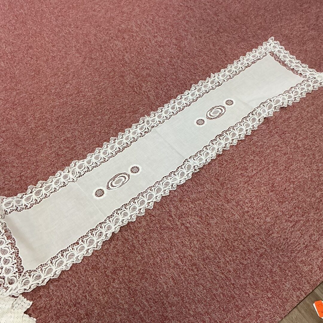 Table Runner/25109910023