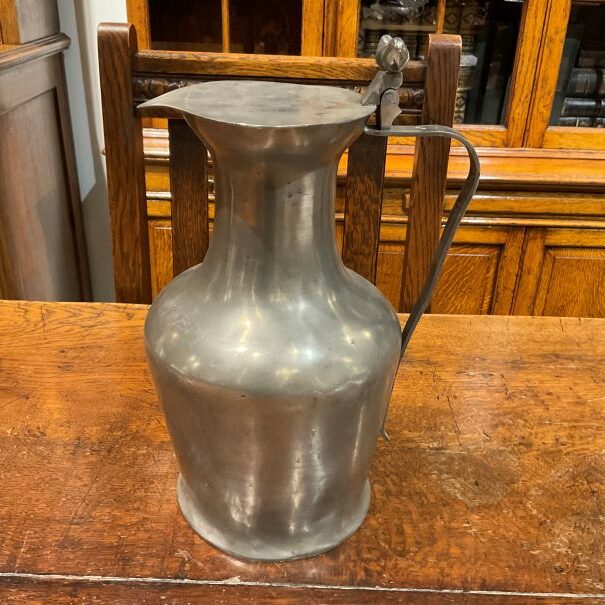 Large Continental Lidded Jug/26046410027