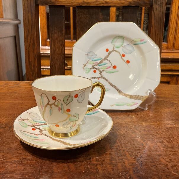 Royal Stafford Tea Trio/26046410005