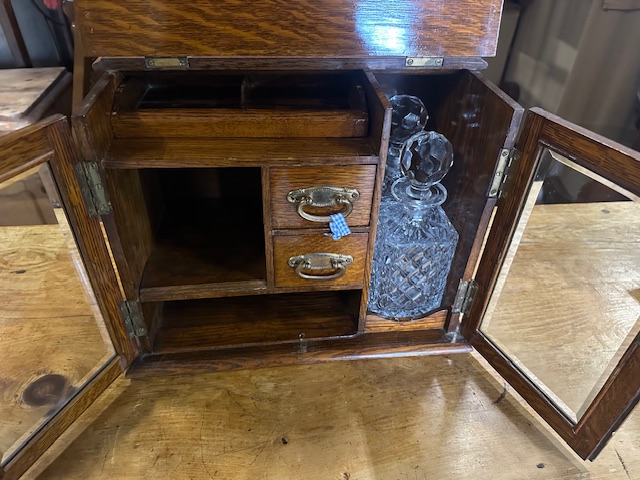 Smokers Cabinet/26030410002