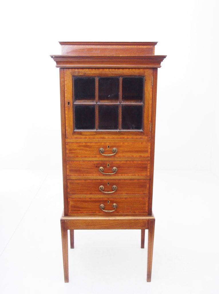 アンティーク家具　イギリスアンティーク　ミュージックキャビネット　キャビネット　譜面収納　引き出し　マホガニー　インレイド　象嵌