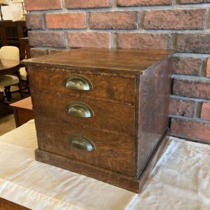 イギリスで見つけた小物が入る収納ボックス