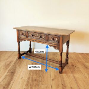 ビンテージのデスクのサイズ