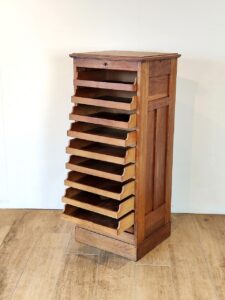 アンティークの書類棚