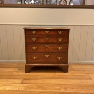 英国から到着したチェスト