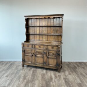 イギリスから到着