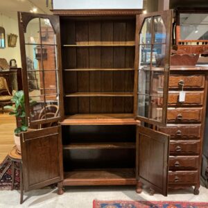 英国から到着したオークのブックケース