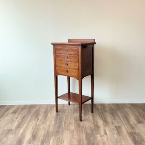 英国から届いたアンティークのミュージックキャビネット