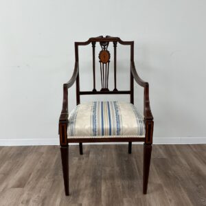 新着商品 | 英国アンティーク家具販売店【ブルーウィローアンティークス】